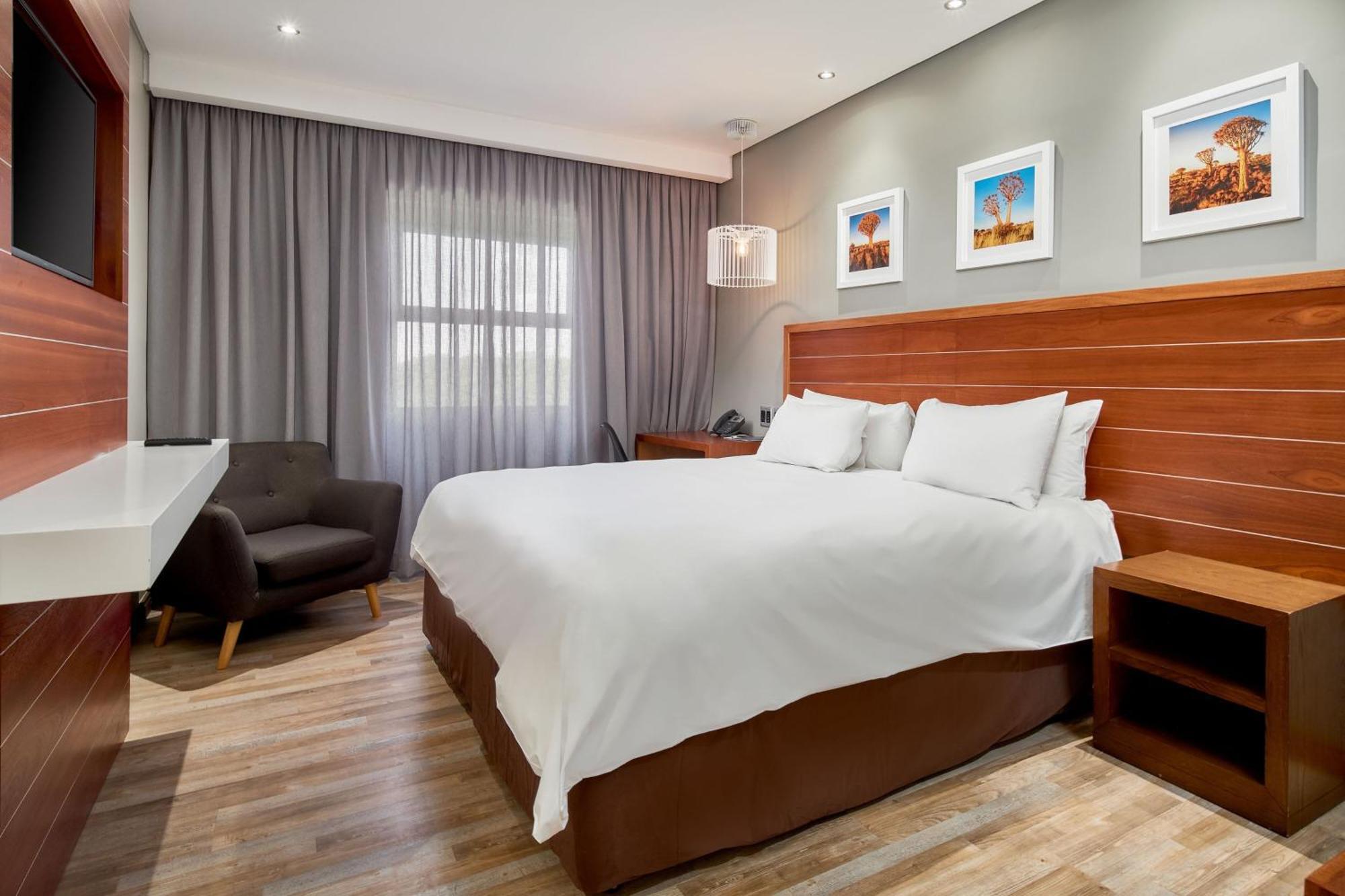 Protea Hotel By Marriott Pretoria Hatfield Oda fotoğraf