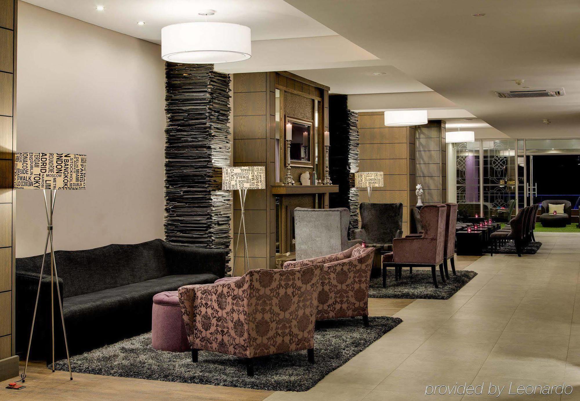 Protea Hotel By Marriott Pretoria Hatfield Dış mekan fotoğraf