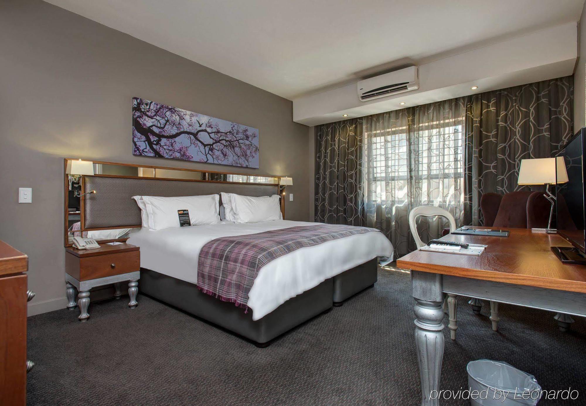 Protea Hotel By Marriott Pretoria Hatfield Dış mekan fotoğraf
